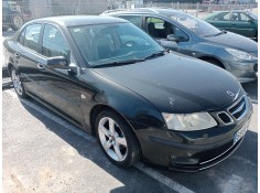 saab 9-3 berlina del año 2004