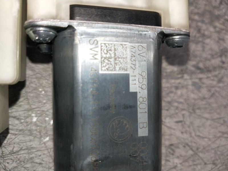 Recambio de elevalunas delantero izquierdo para skoda spaceback (5h) 1.4 tdi dpf referencia OEM IAM 6V1959801B  