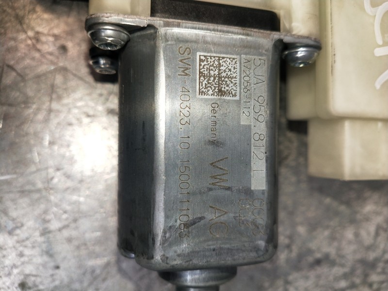 Recambio de elevalunas trasero derecho para skoda spaceback (5h) 1.4 tdi dpf referencia OEM IAM 5JA959812L  