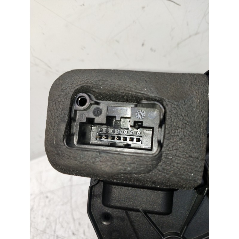 Recambio de motor cierre centralizado delantero izquierdo para skoda spaceback (5h) 1.4 tdi dpf referencia OEM IAM 5E1837015A  5