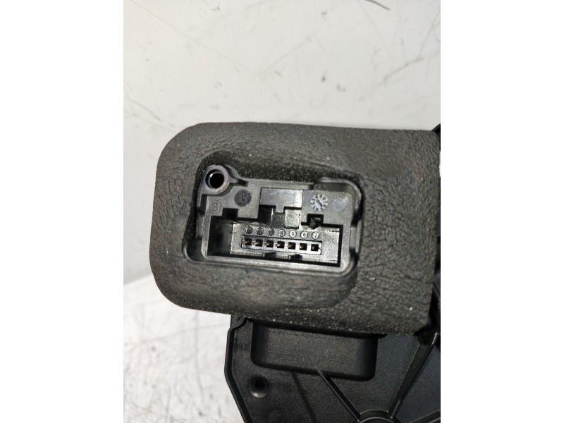 Recambio de motor cierre centralizado delantero izquierdo para skoda spaceback (5h) 1.4 tdi dpf referencia OEM IAM 5E1837015A  5