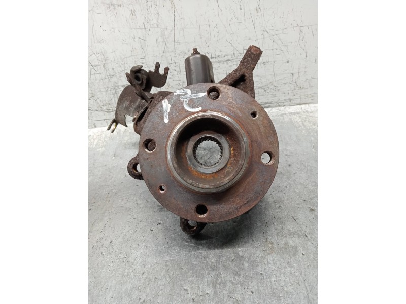 Recambio de mangueta delantera izquierda para citroen xsara picasso 1.6 hdi 110 exclusive referencia OEM IAM   