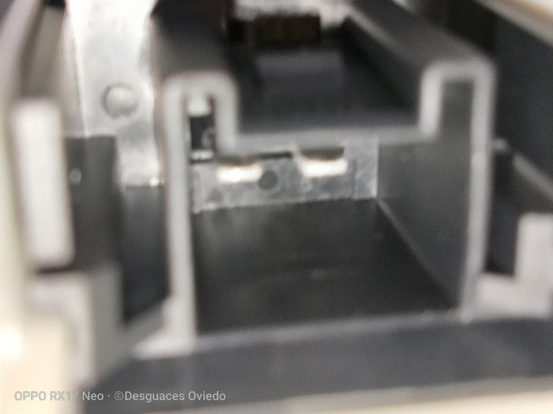 Recambio de elevalunas delantero derecho para skoda superb combi (3t5) 2.0 tdi dpf referencia OEM IAM 8K0959802A  5P