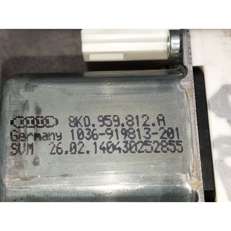 Recambio de elevalunas trasero derecho para skoda superb combi (3t5) 2.0 tdi dpf referencia OEM IAM 8K0959812A  5P