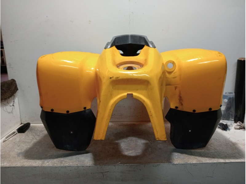 Recambio de faldon delantero para adly atv-300 referencia OEM IAM   CON GUARDABARROS