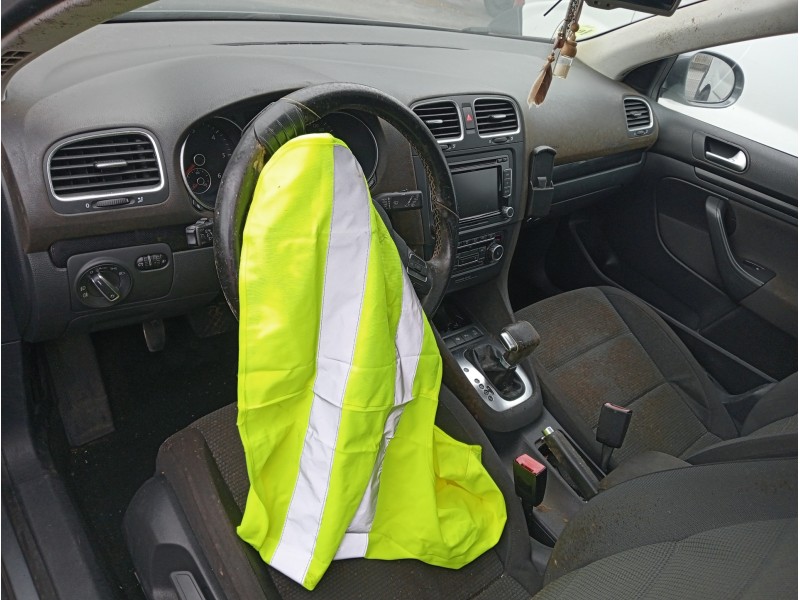 volkswagen golf vi variant (aj5) del año 2015