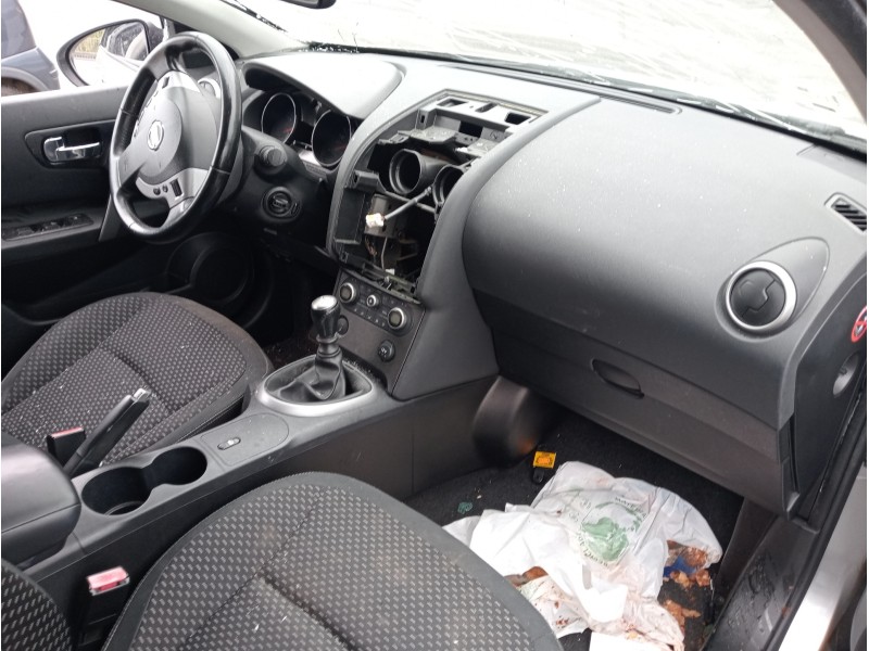 nissan qashqai (j10) del año 2007