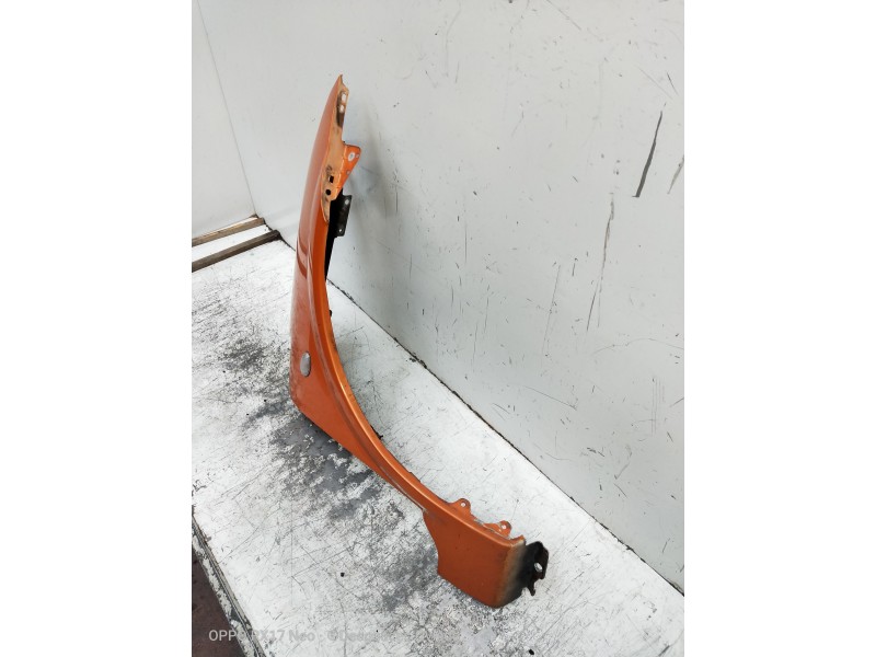 Recambio de aleta delantera derecha para citroen c3 pluriel 1.6 16v sensodrive referencia OEM IAM   