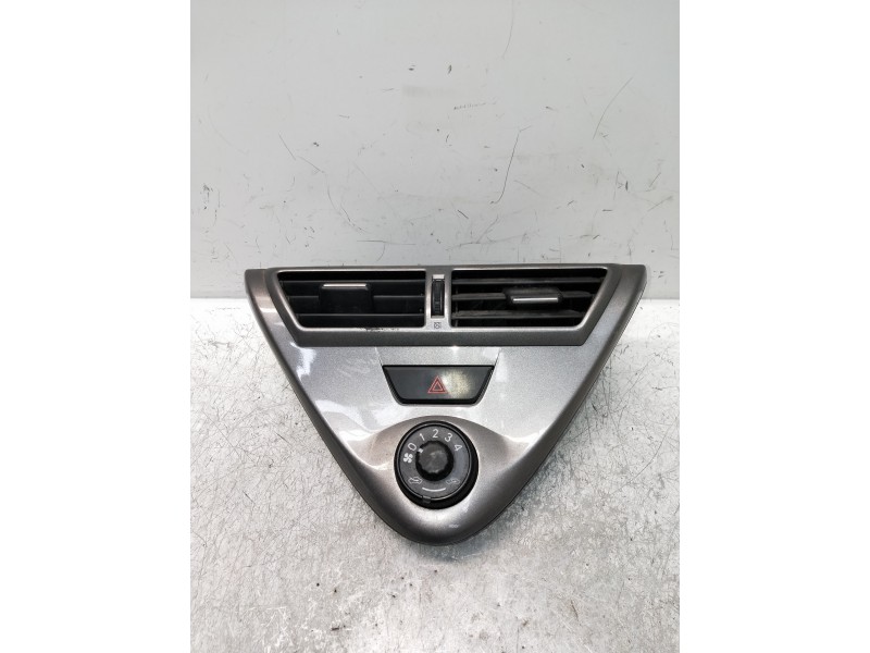Recambio de mando multifuncion para toyota iq básico referencia OEM IAM   