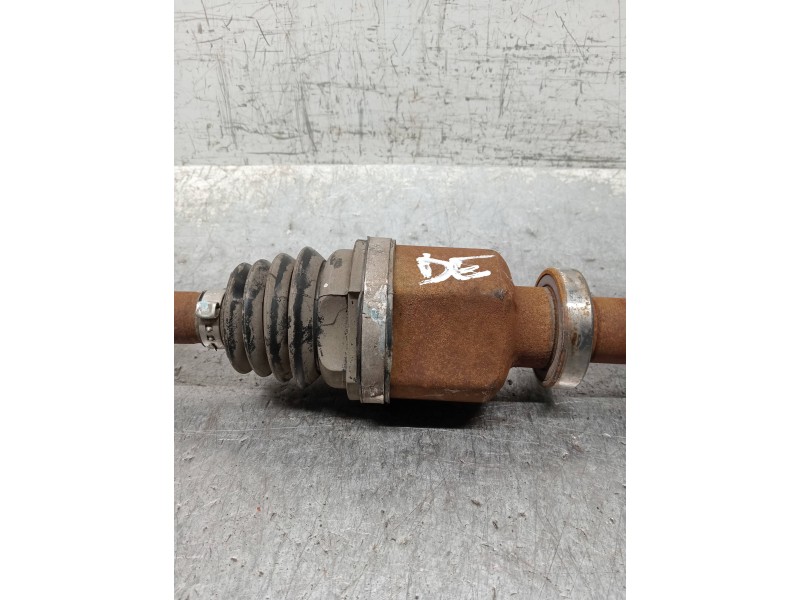 Recambio de transmision delantera derecha para renault clio iii 1.5 dci diesel fap referencia OEM IAM 8200499586  