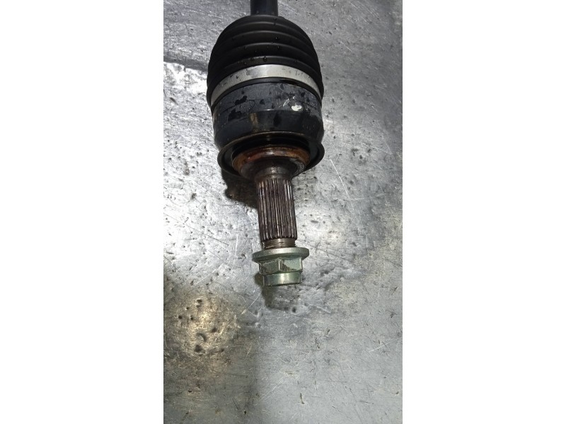 Recambio de transmision delantera izquierda para ssangyong tivoli 1.6 turbodiesel cat referencia OEM IAM   