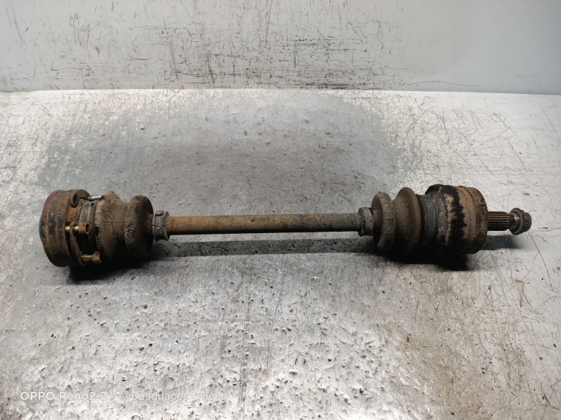 Recambio de transmision trasera izquierda para mercedes clase c (w201) berlina 2.5 d 190 (201.126) referencia OEM IAM   