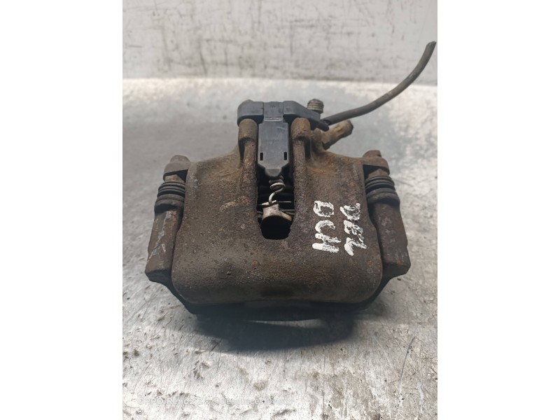 Recambio de pinza freno delantera derecha para mercedes clase c (w201) berlina 2.5 d 190 (201.126) referencia OEM IAM   