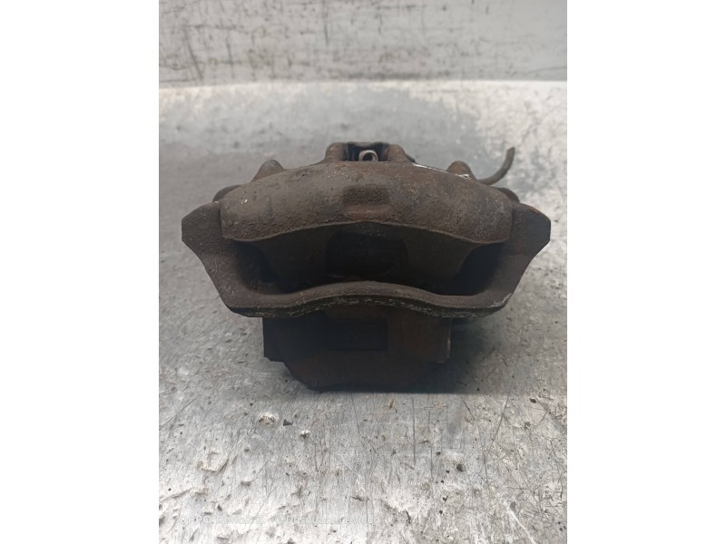 Recambio de pinza freno delantera derecha para mercedes clase c (w201) berlina 2.5 d 190 (201.126) referencia OEM IAM   