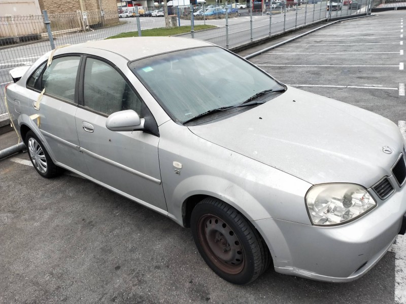 daewoo nubira berlina del año 2004