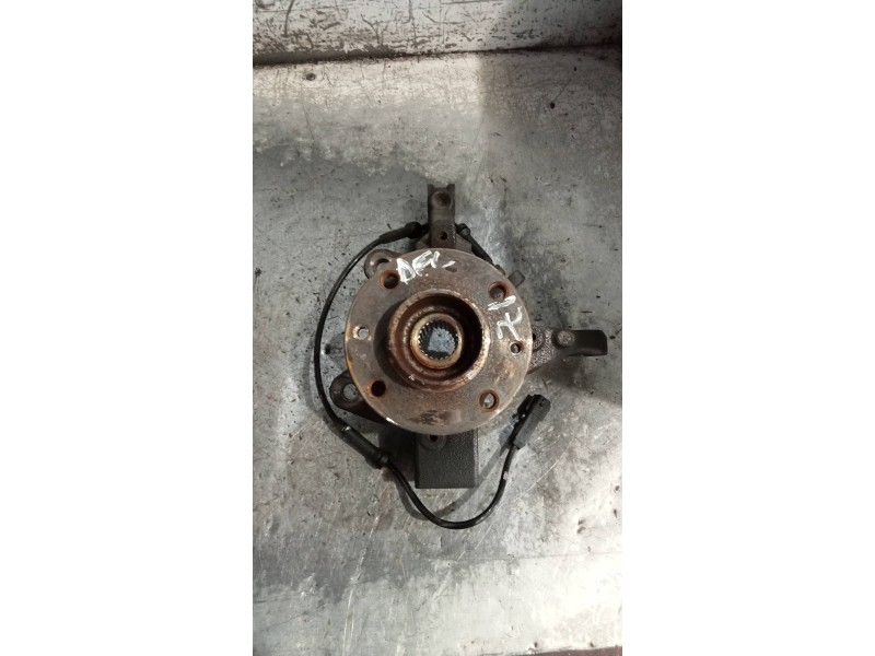 Recambio de mangueta delantera izquierda para renault zoe referencia OEM IAM   