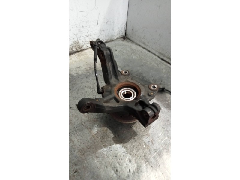 Recambio de mangueta delantera izquierda para renault zoe referencia OEM IAM   