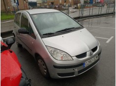 mitsubishi colt berlina 5 (z30a) del año 2006