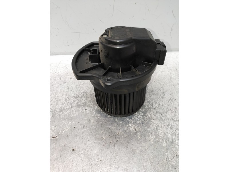 Recambio de motor calefaccion para toyota iq básico referencia OEM IAM   