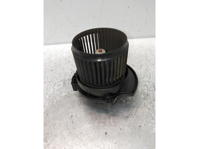 Recambio de motor calefaccion para toyota iq básico referencia OEM IAM   