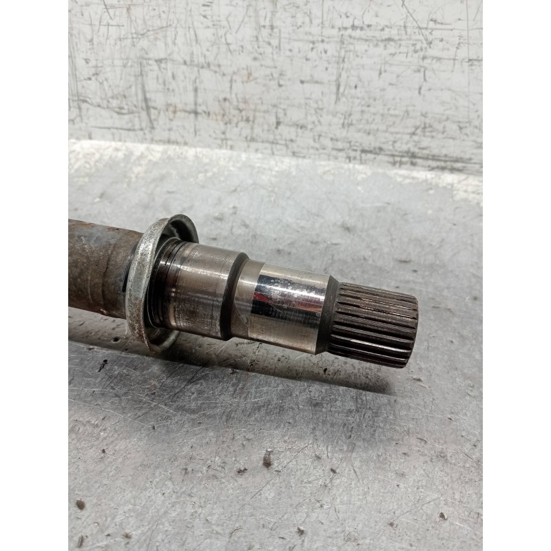 Recambio de transmision delantera derecha para toyota corolla verso (r1) 2.2 d-4d luna referencia OEM IAM EUJ104BP16  