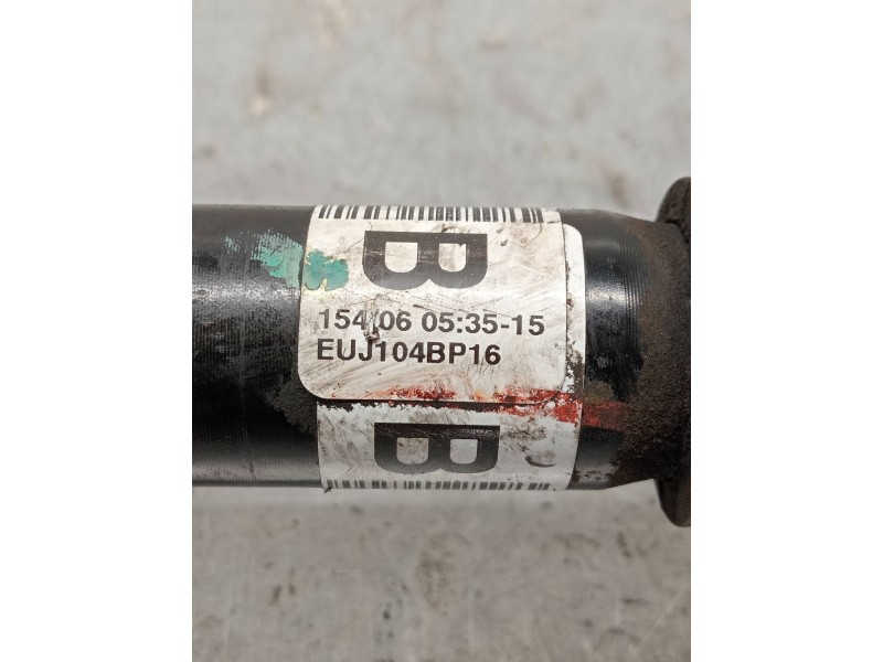 Recambio de transmision delantera derecha para toyota corolla verso (r1) 2.2 d-4d luna referencia OEM IAM EUJ104BP16  