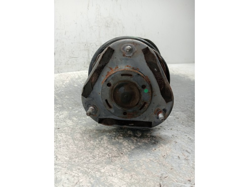 Recambio de amortiguador delantero izquierdo para toyota corolla verso (r1) 2.2 d-4d luna referencia OEM IAM   