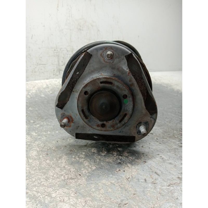 Recambio de amortiguador delantero derecho para toyota corolla verso (r1) 2.2 d-4d luna referencia OEM IAM   