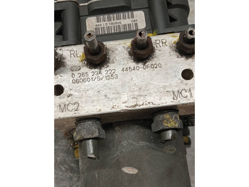 Recambio de abs para toyota corolla verso (r1) 2.2 d-4d luna referencia OEM IAM 0265234222 445400F020 