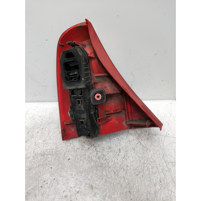 Recambio de piloto trasero derecho para renault clio ii fase i (b/cbo) 1.9 d referencia OEM IAM   