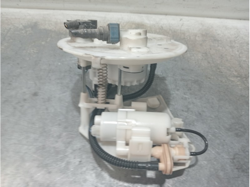 Recambio de bomba combustible para toyota iq básico referencia OEM IAM   
