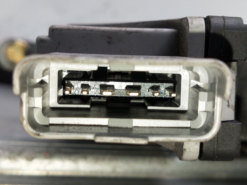 Recambio de elevalunas delantero derecho para citroen c3 pluriel 1.6 16v sensodrive referencia OEM IAM 400620F 0620 2P
