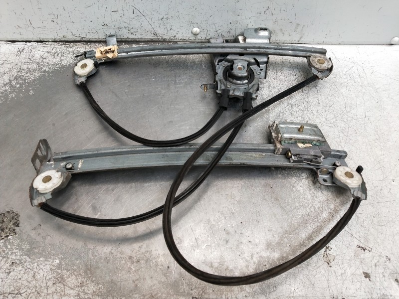 Recambio de elevalunas delantero derecho para citroen c3 pluriel 1.6 16v sensodrive referencia OEM IAM 400620F 0620 2P