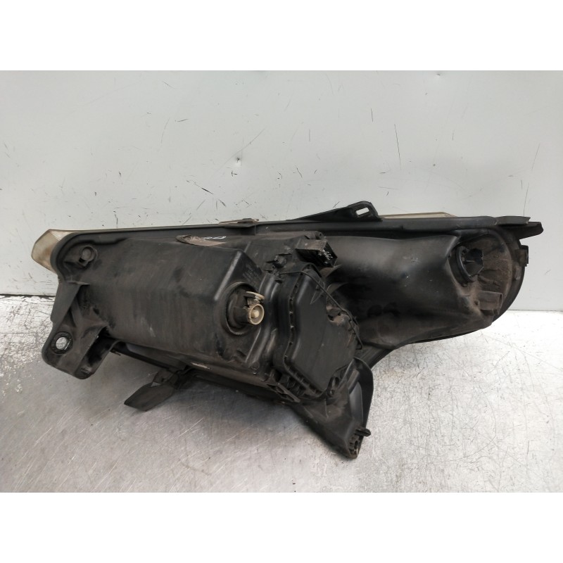 Recambio de faro derecho para citroen c3 pluriel 1.6 16v sensodrive referencia OEM IAM 9641774380 PARA PULIR 