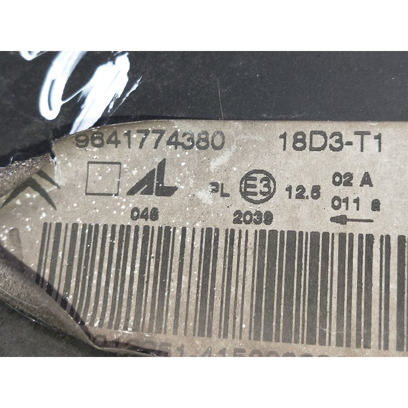 Recambio de faro derecho para citroen c3 pluriel 1.6 16v sensodrive referencia OEM IAM 9641774380 PARA PULIR 