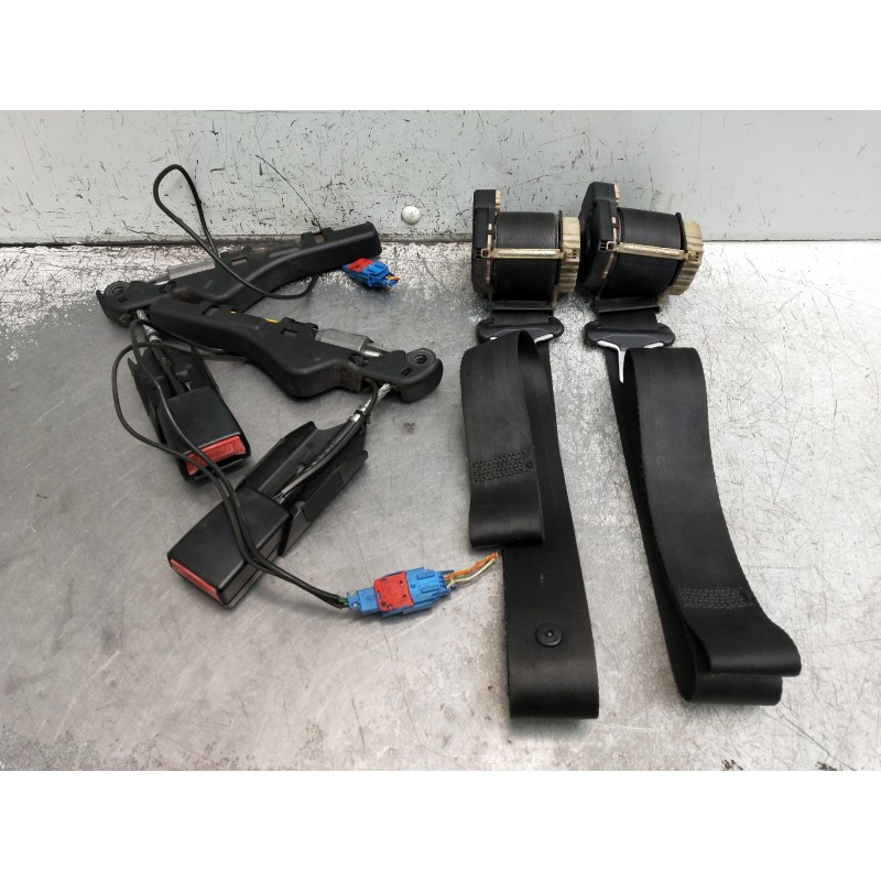 Recambio de juego cinturones delantero para citroen c3 pluriel 1.6 16v sensodrive referencia OEM IAM 33067520 96420340XX 