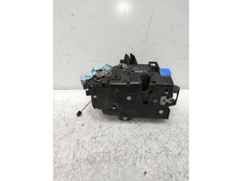 Recambio de motor cierre centralizado trasero izquierdo para skoda octavia combi (1z5) easy referencia OEM IAM 7L0839015D  5P