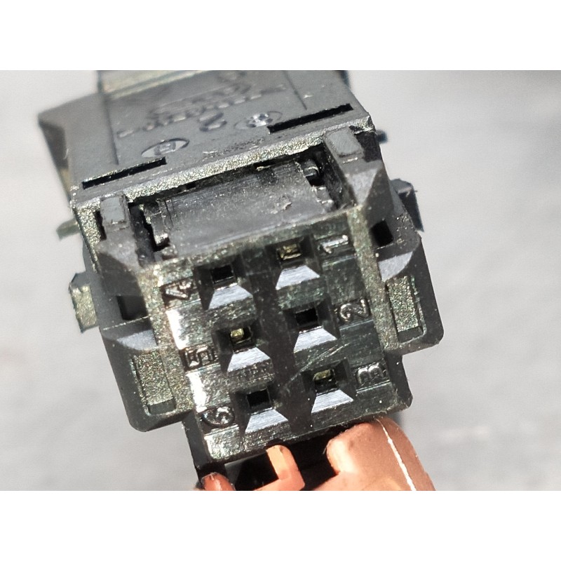 Recambio de retrovisor izquierdo para citroen c3 pluriel 1.6 16v sensodrive referencia OEM IAM ELECTRICO 2 ENCHUFES 5 CABLES