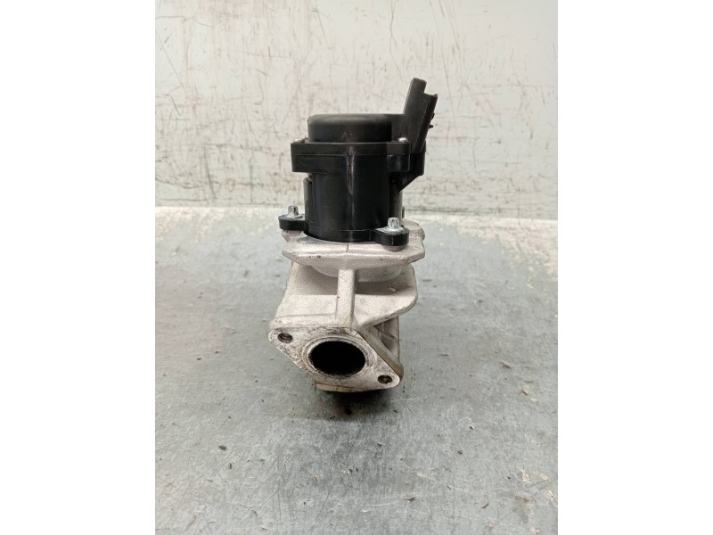 Recambio de valvula egr para peugeot 308 sw sport referencia OEM IAM 330690755  