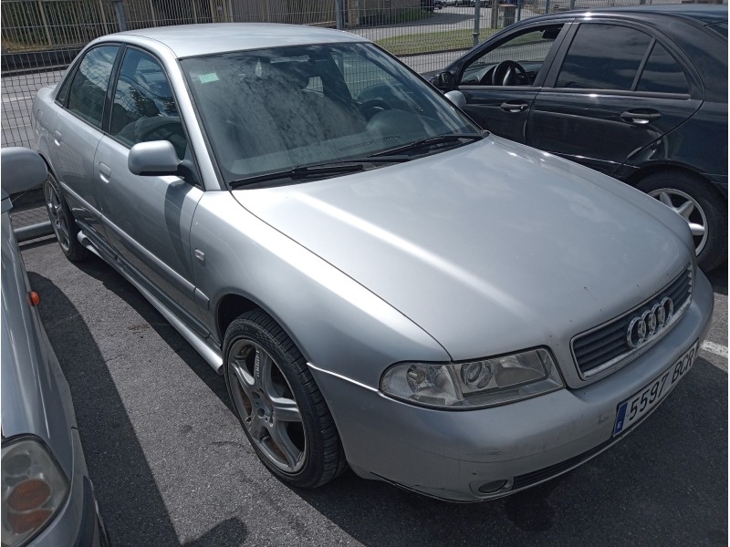 audi a4 berlina (b5) del año 2000