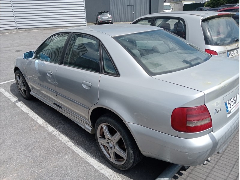 audi a4 berlina (b5) del año 2000