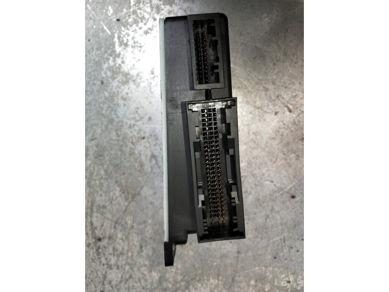 Recambio de centralita airbag para renault megane iii coupe dynamique referencia OEM IAM 285586254R  
