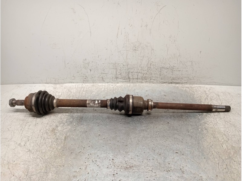 Recambio de transmision delantera derecha para peugeot 308 sw sport referencia OEM IAM 9661107480  
