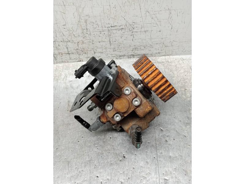 Recambio de bomba inyeccion para peugeot 308 sw sport referencia OEM IAM 0445010102 9683703780 