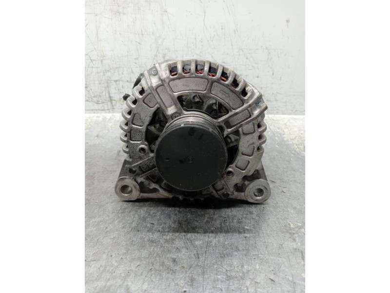 Recambio de alternador para peugeot 308 sw sport referencia OEM IAM CGB14128  