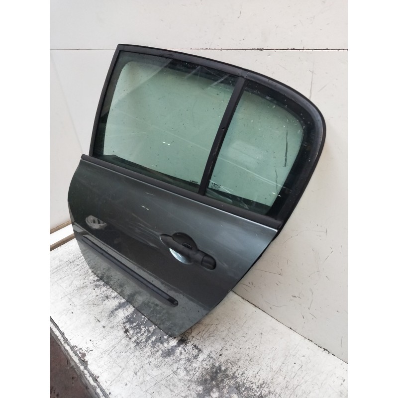 Recambio de puerta trasera izquierda para renault megane ii classic berlina confort authentique referencia OEM IAM   5P