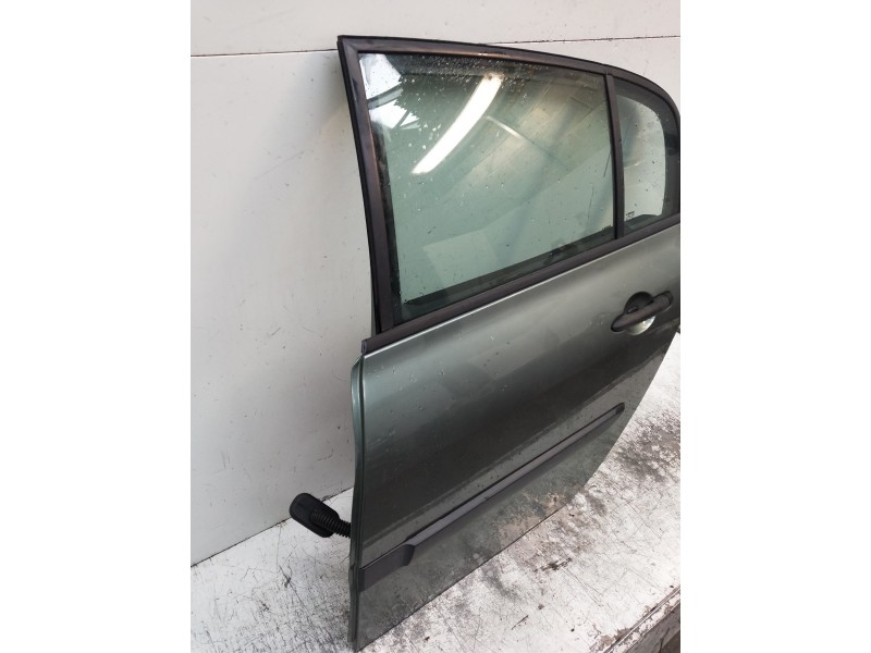 Recambio de puerta trasera izquierda para renault megane ii classic berlina confort authentique referencia OEM IAM   5P