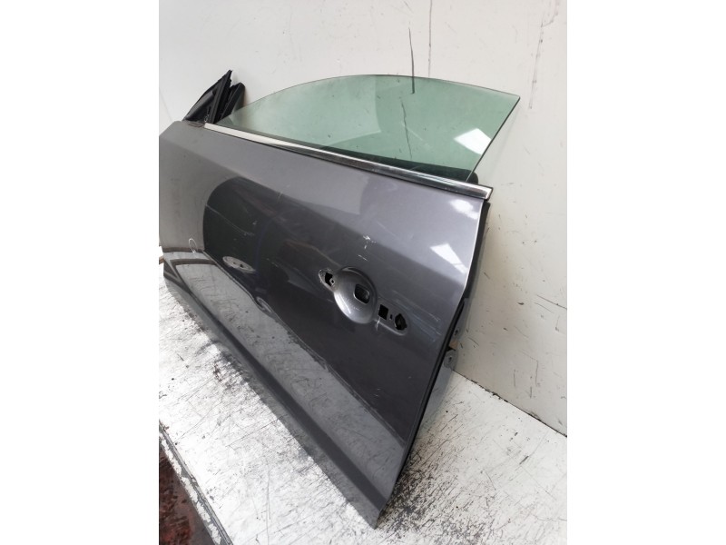 Recambio de puerta delantera izquierda para renault laguna coupe initiale referencia OEM IAM   2P