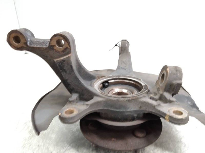 Recambio de mangueta delantera derecha para honda jazz (gd1/5) 1.4 es referencia OEM IAM   