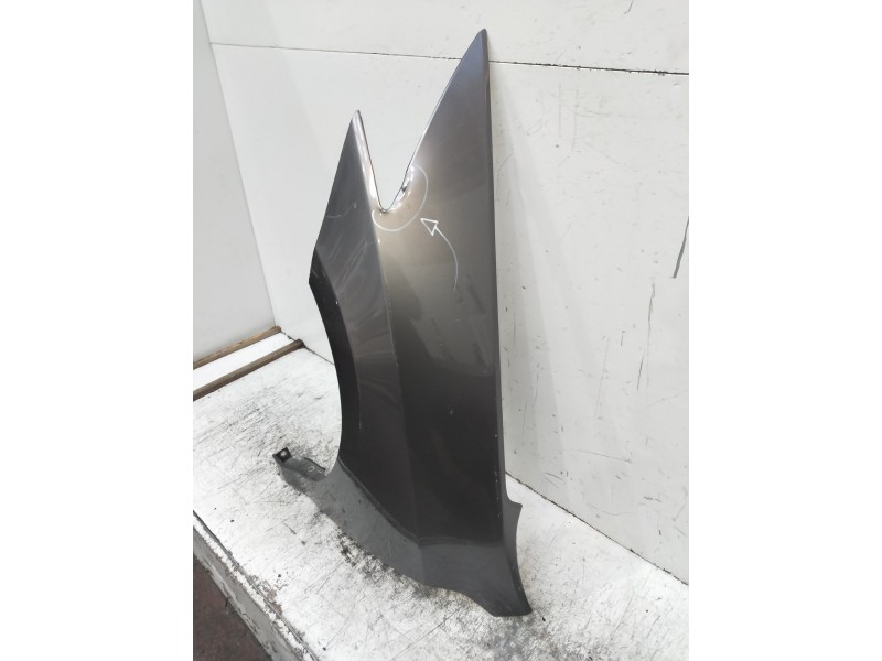 Recambio de aleta delantera izquierda para renault laguna coupe initiale referencia OEM IAM   